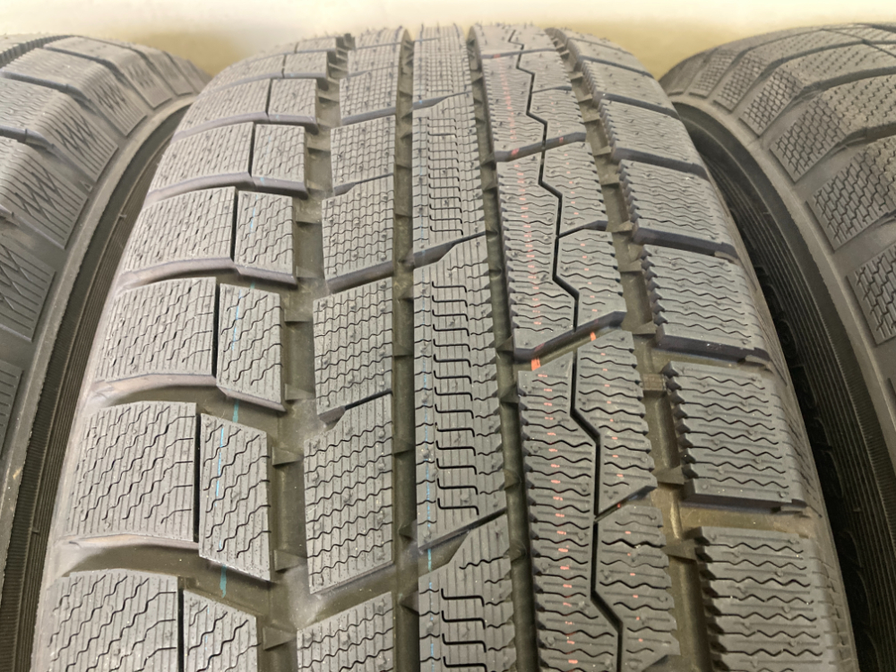 すずさん専用②21年製バリ山！TOYO TRANPATH 225/60R17 すずさん専用②21年製バリ山！TOYO TRANPATH 225/60R17 - メルカリ